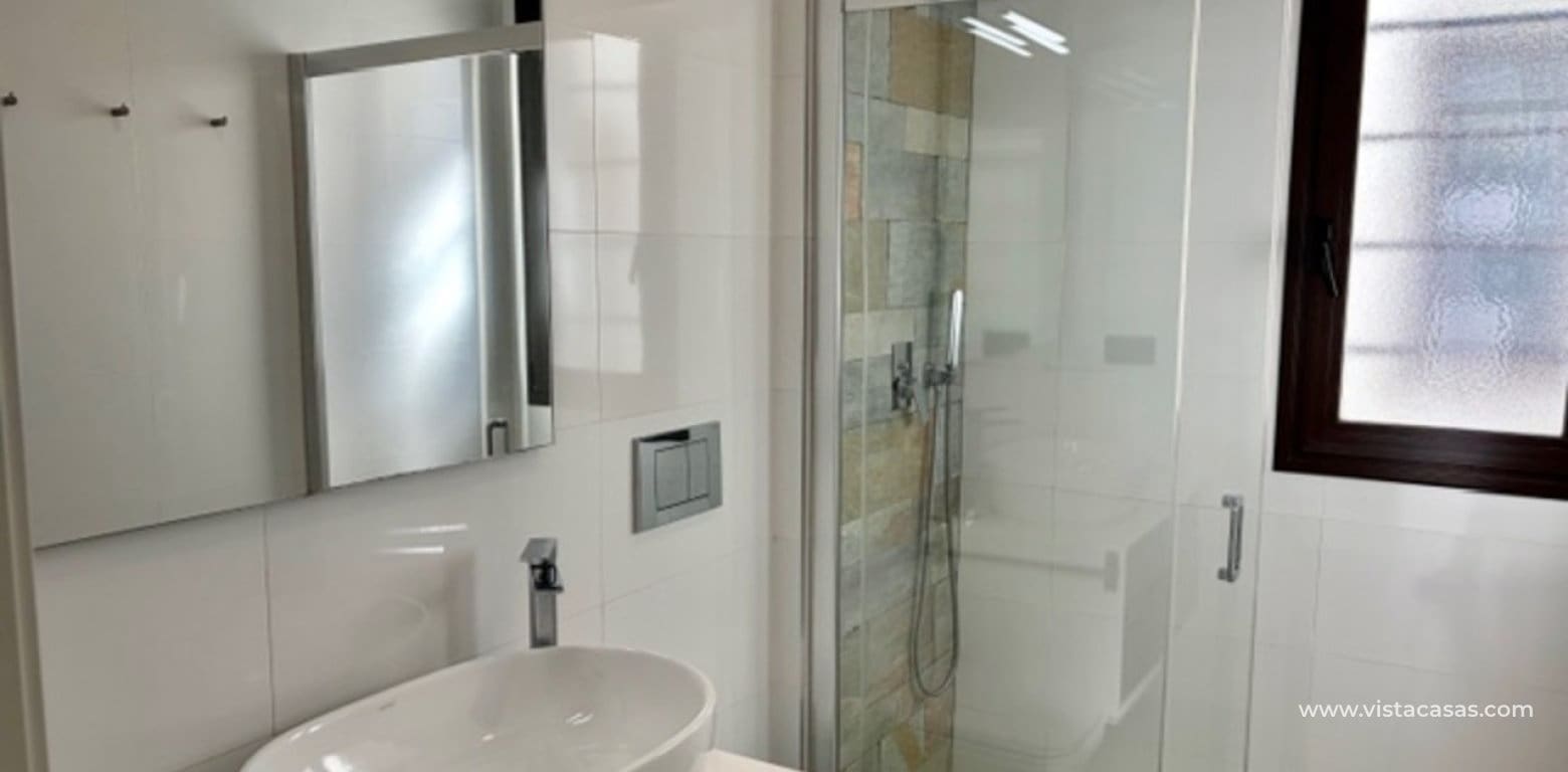 3 makuuhuone Huvila myytävänä paikassa Cabo Roig - 359 000 € (Ref: 9650653)