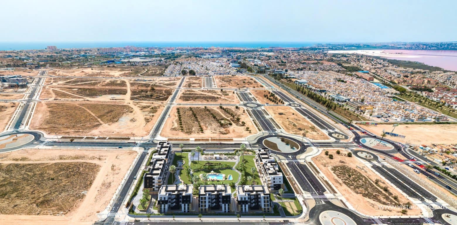 Apartamento de 2 habitaciones en Torrevieja en venta - 323.000 € (Ref: 9656714)