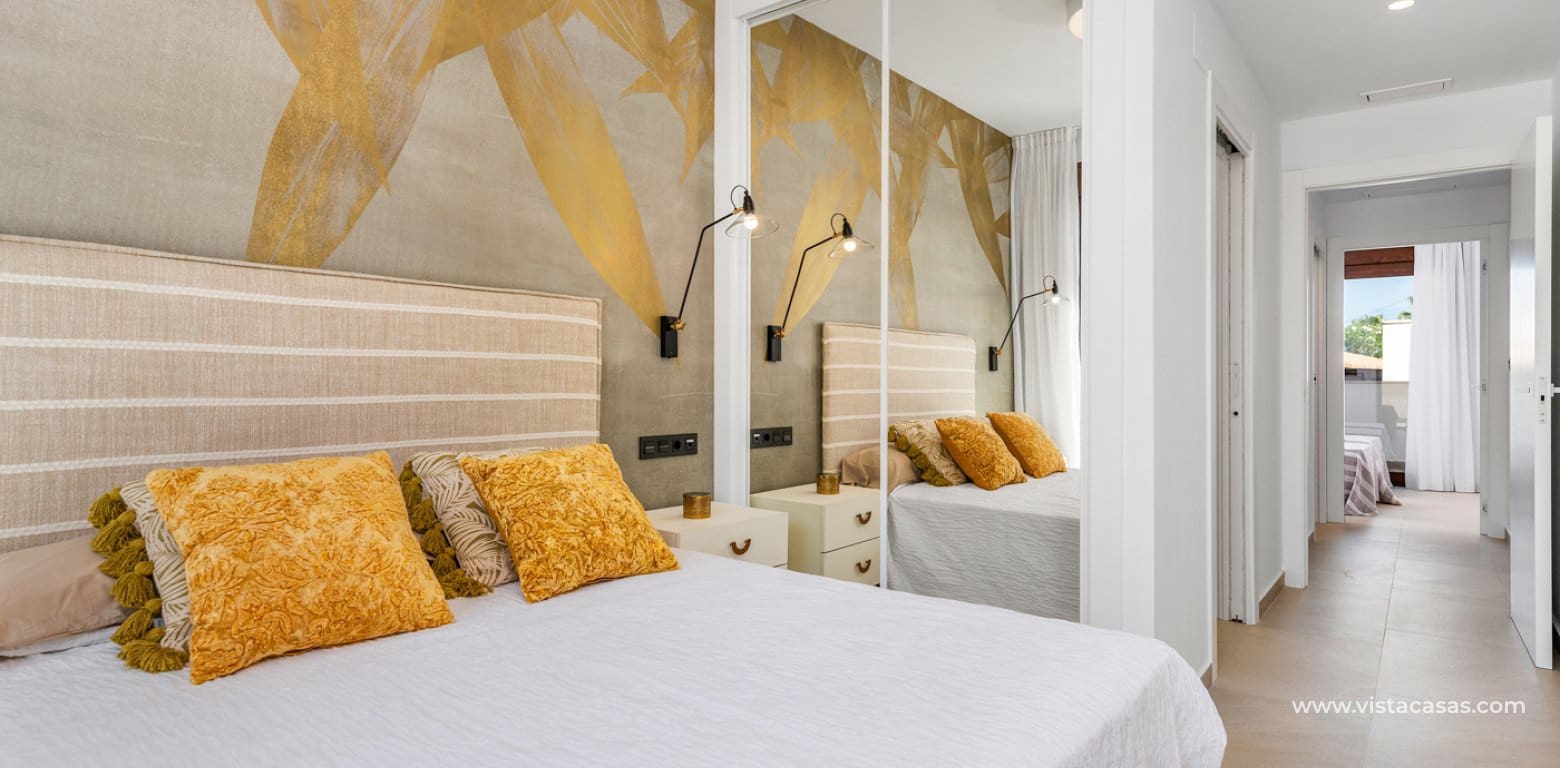 2 quarto Apartamento para venda em Torrevieja - 285 000 € (Ref: 9656749)