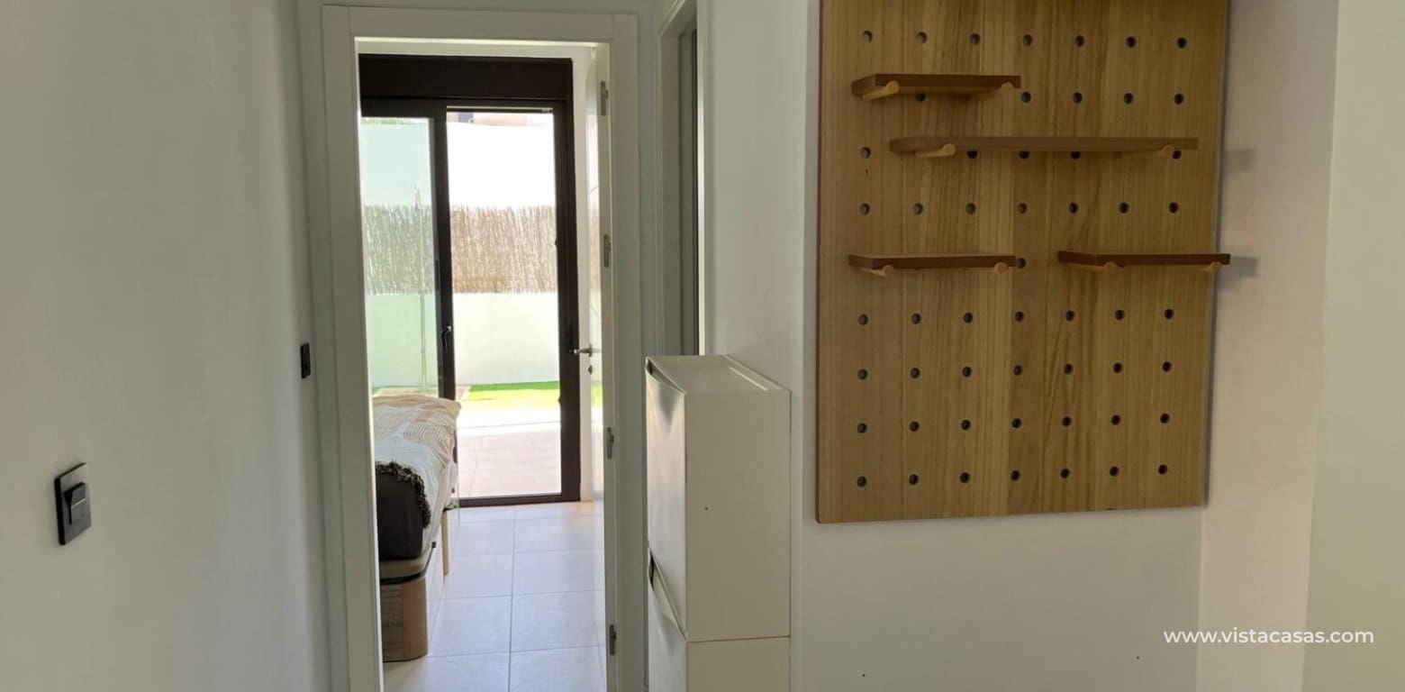 Chalet de 3 habitaciones en Cabo Roig en venta - 360.000 € (Ref: 9663239)