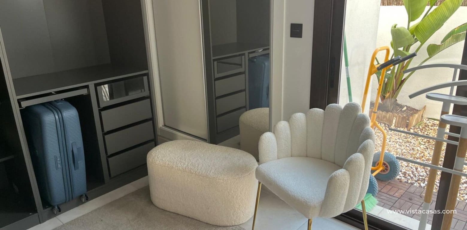 Chalet de 3 habitaciones en Cabo Roig en venta - 360.000 € (Ref: 9663239)