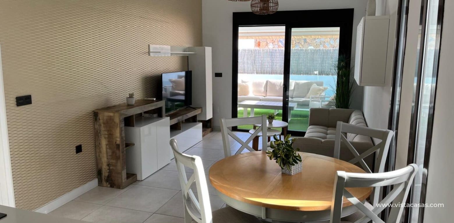 Chalet de 3 habitaciones en Cabo Roig en venta - 360.000 € (Ref: 9663239)