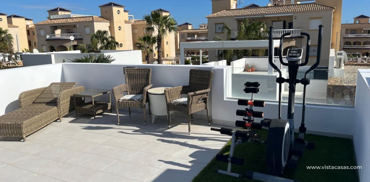 Chalet de 3 habitaciones en Cabo Roig en venta - 360.000 € (Ref: 9663239)