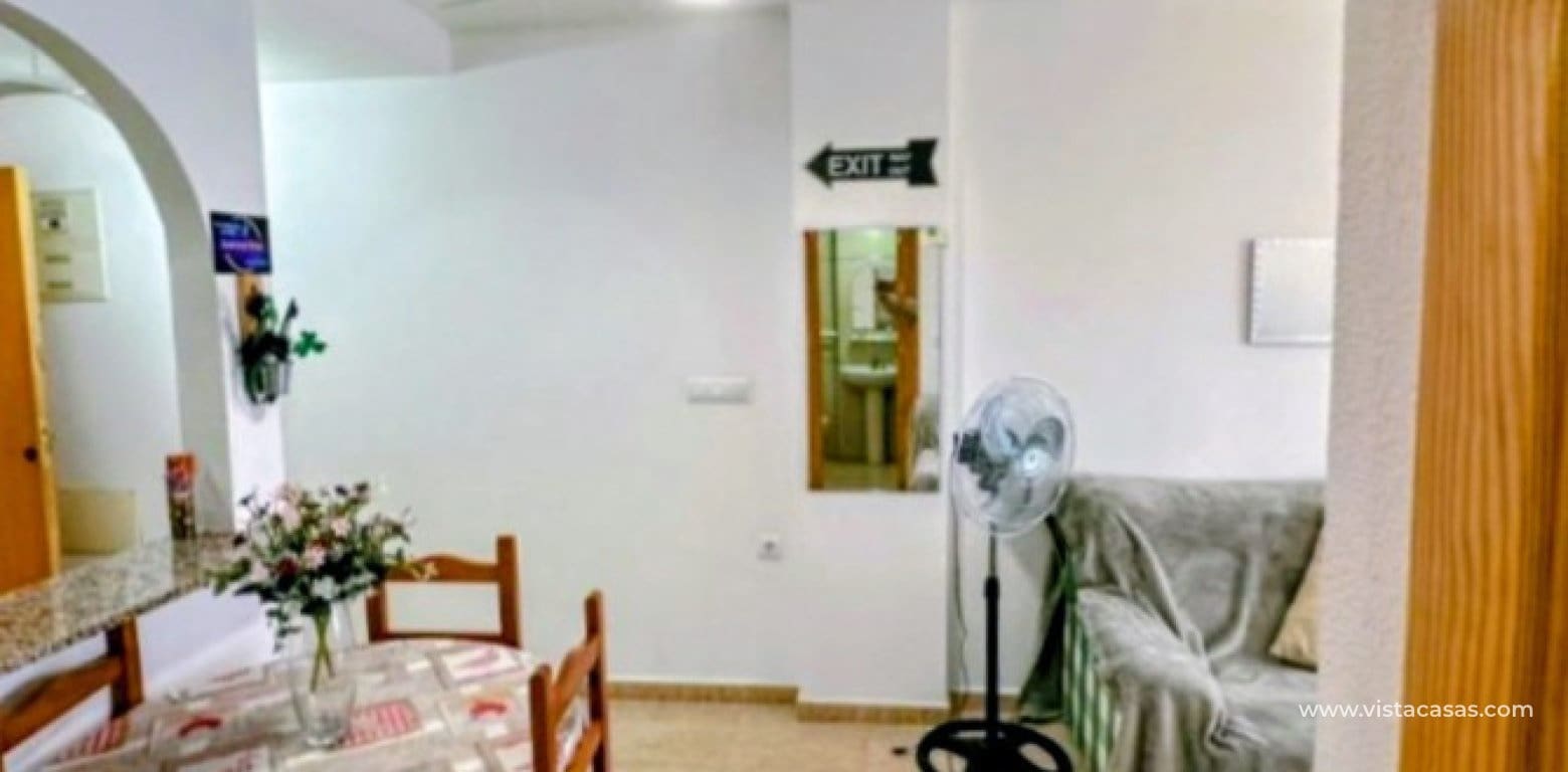 2 Zimmer Apartment zu verkaufen in Torrevieja - 115.000 € (Ref: 9663240)