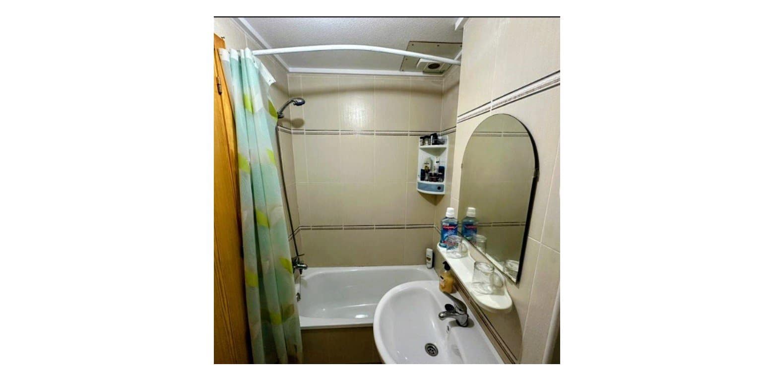 2 Zimmer Apartment zu verkaufen in Torrevieja - 115.000 € (Ref: 9663240)