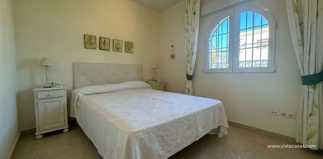 4 soverom Villa til salgs i Playa Flamenca, Orihuela - € 860 000 (Ref: 9663242)