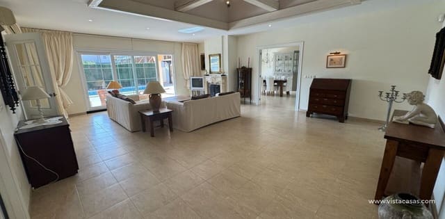 4 soverom Villa til salgs i Playa Flamenca, Orihuela - € 860 000 (Ref: 9663242)