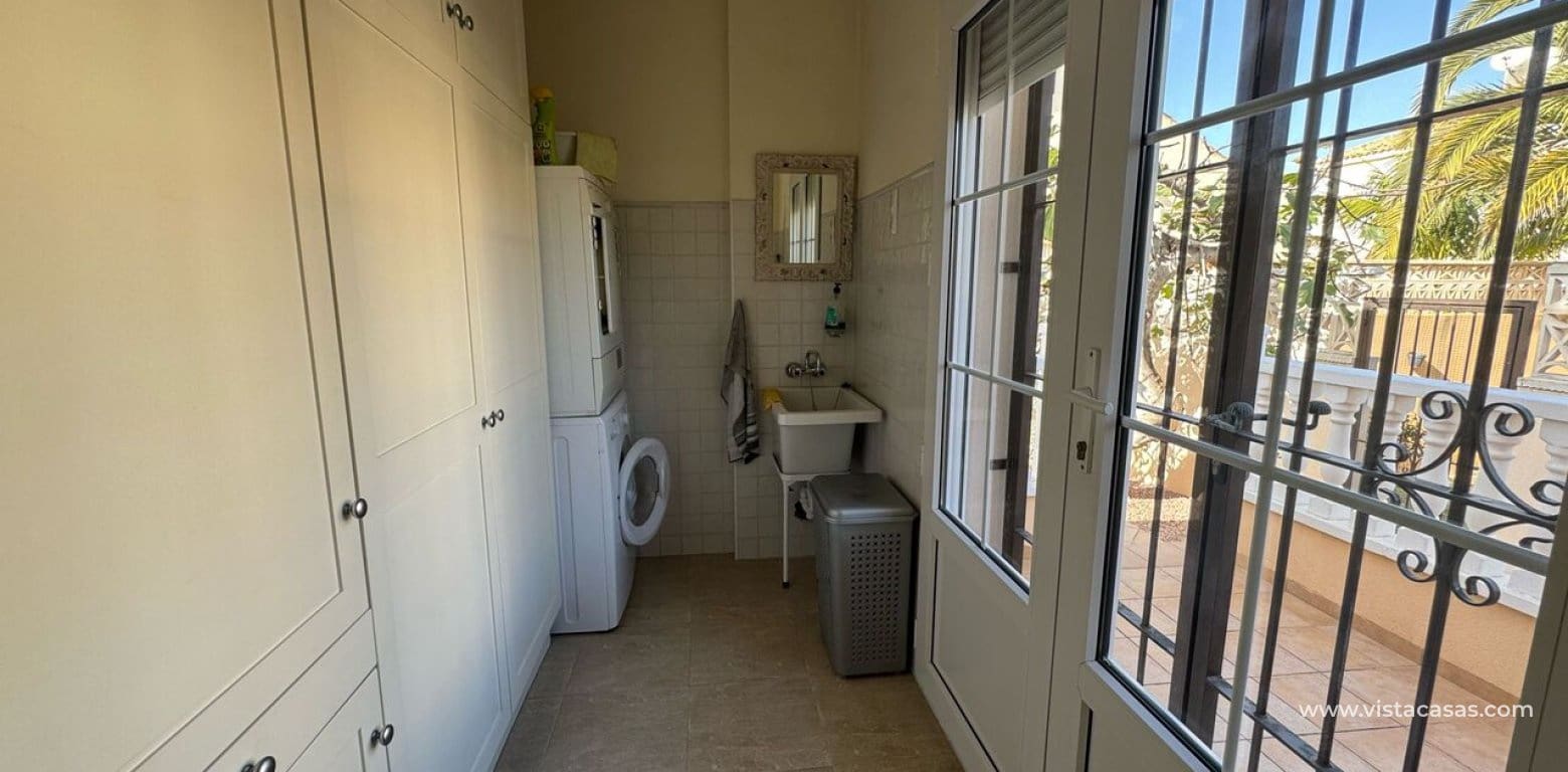 4 soverom Villa til salgs i Playa Flamenca - € 860 000 (Ref: 9663242)