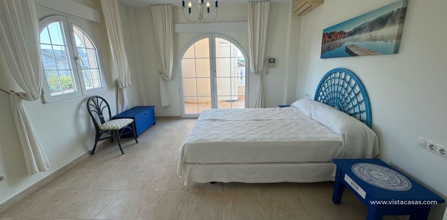 4 soverom Villa til salgs i Playa Flamenca - € 860 000 (Ref: 9663242)