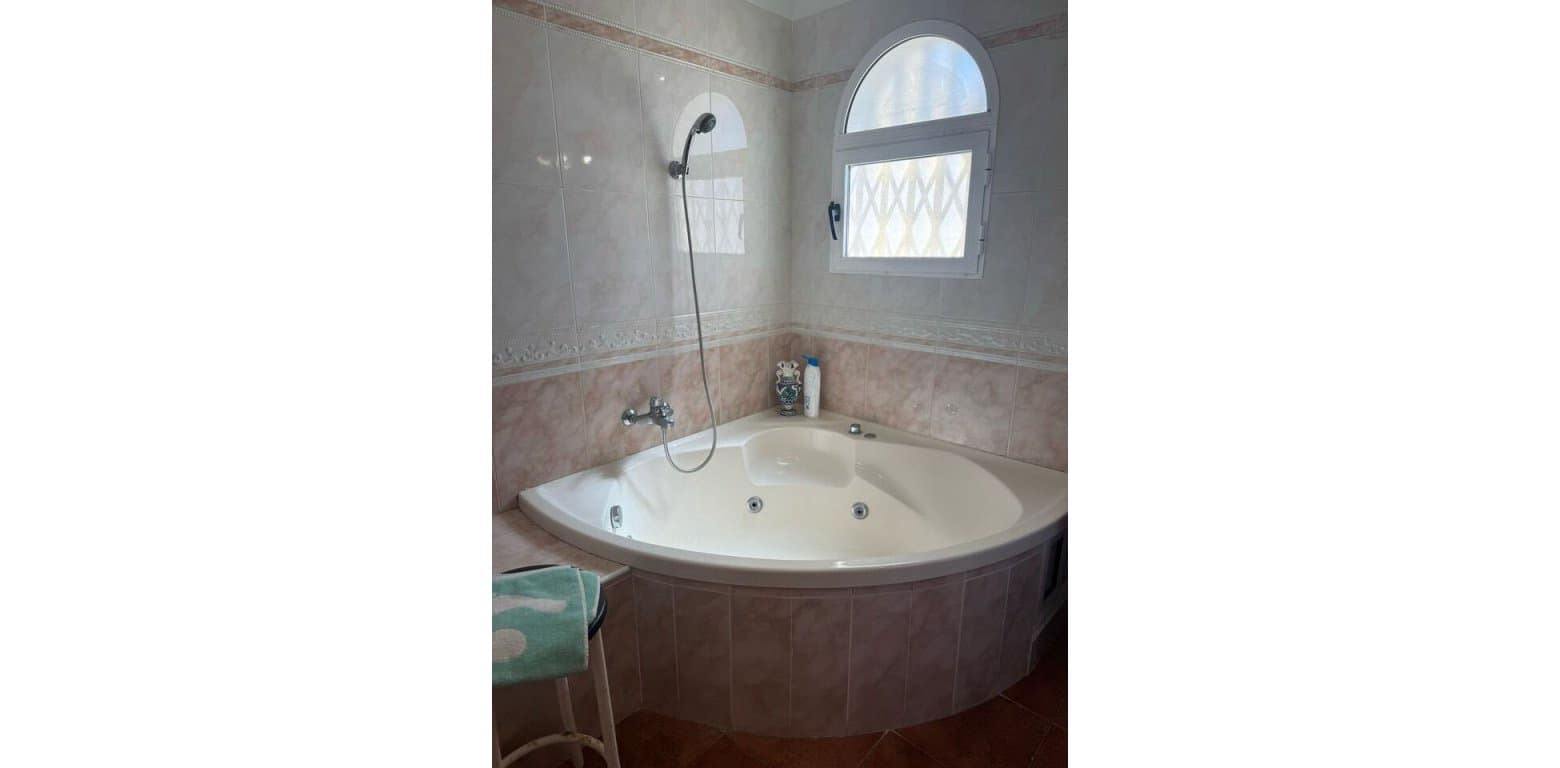 4 slaapkamer Villa te koop in Playa Flamenca - € 570.000 (Ref: 9663243)