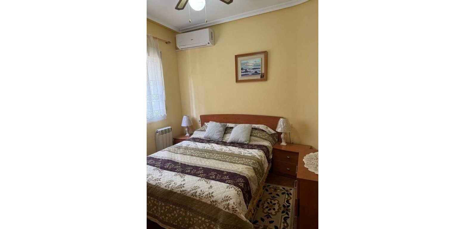 4 slaapkamer Villa te koop in Playa Flamenca - € 570.000 (Ref: 9663243)