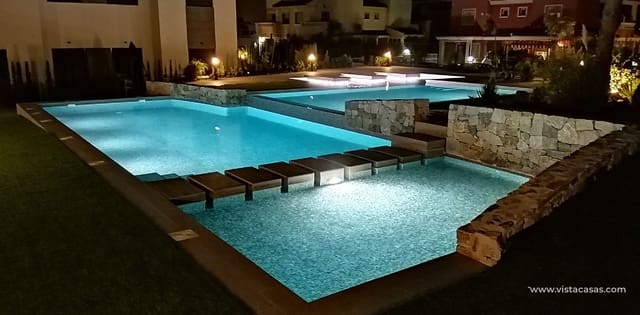 3 sovrum Lägenhet till salu i Los Balcones - 300 000 € (Ref: 9663246)