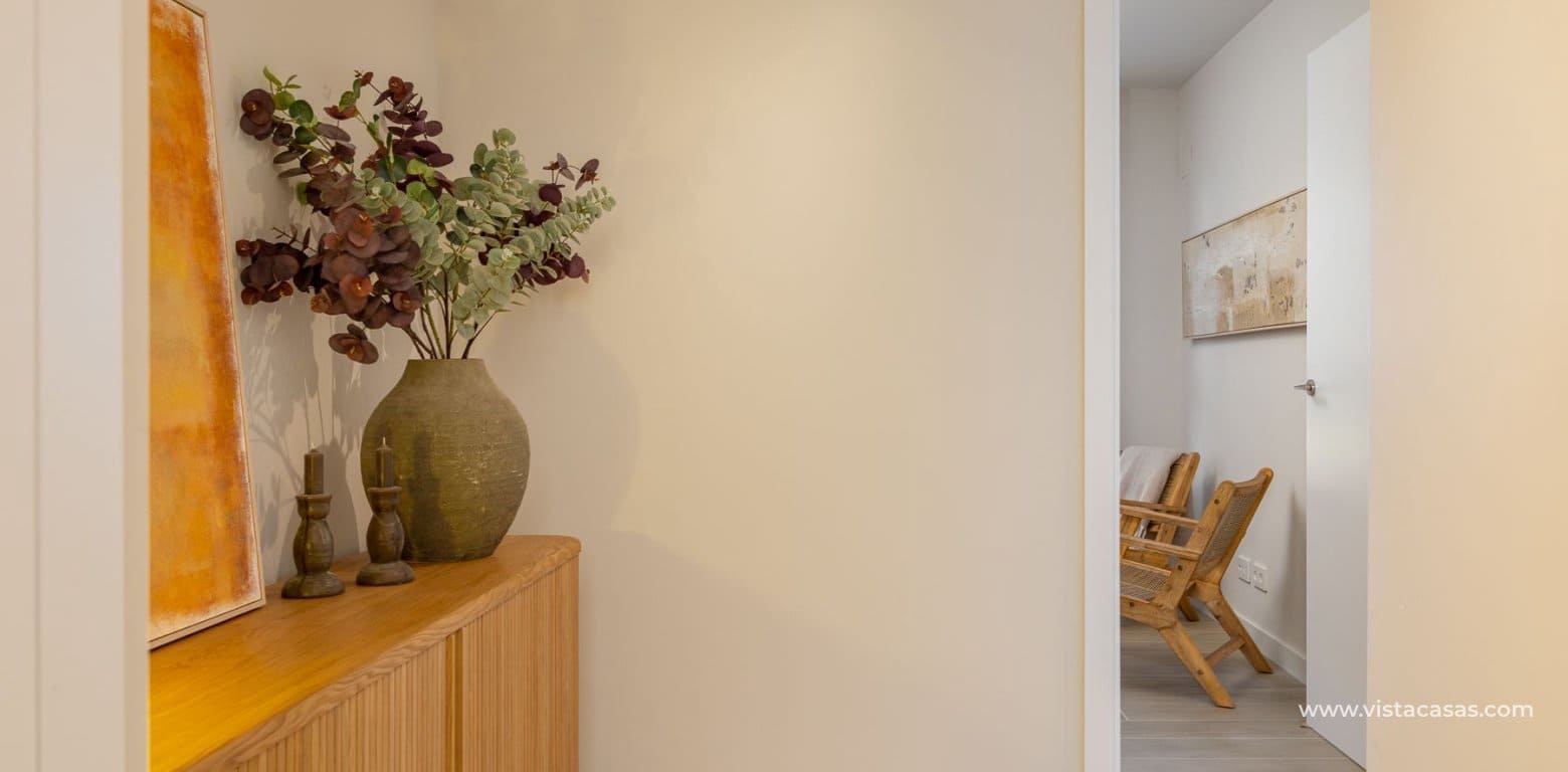 2 bedroom Apartment for sale in Calpe / Calp - € 375,000 (Ref: 9663249)