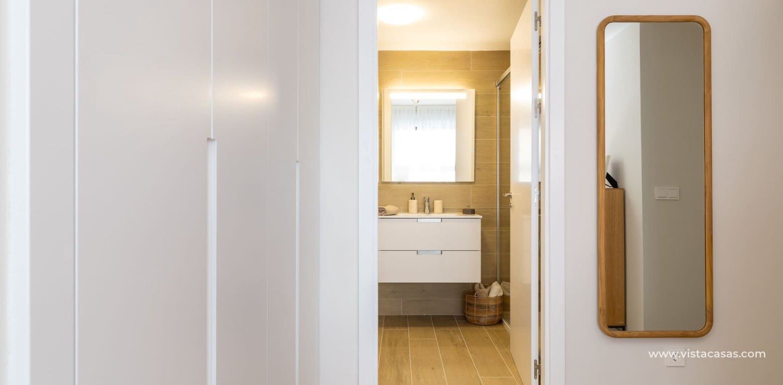 2 bedroom Apartment for sale in Calpe / Calp - € 375,000 (Ref: 9663249)