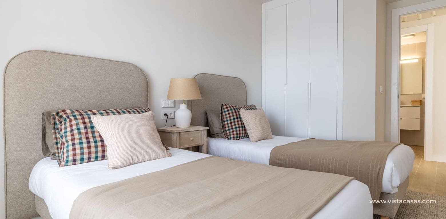 2 bedroom Apartment for sale in Calpe / Calp - € 375,000 (Ref: 9663249)