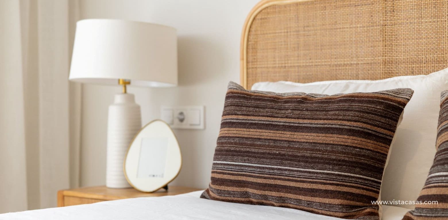 2 bedroom Apartment for sale in Calpe / Calp - € 375,000 (Ref: 9663249)