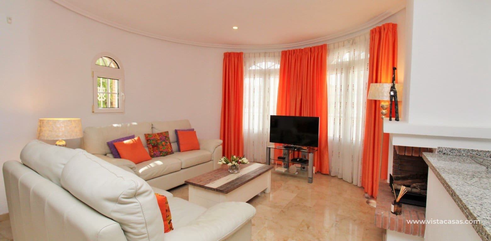 3 camera da letto Villa in vendita in Villamartin con piscina - 369.950 € (Rif: 9663272)