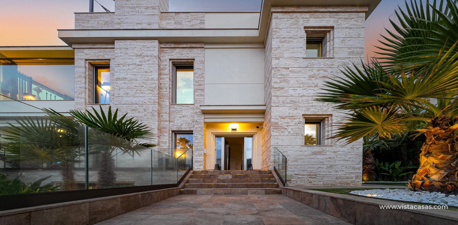 6 bedroom Villa for sale in La Zenia - € 2,950,000 (Ref: 9665162)