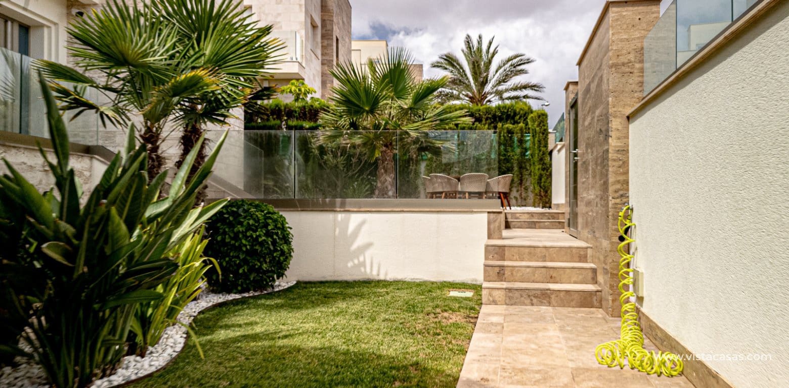 6 bedroom Villa for sale in La Zenia - € 2,950,000 (Ref: 9665162)