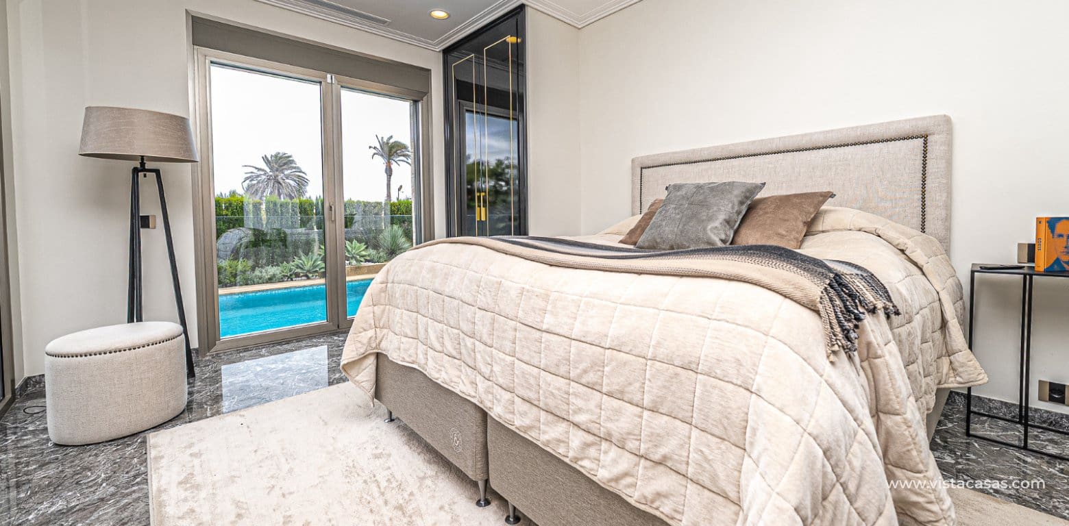 6 bedroom Villa for sale in La Zenia - € 2,950,000 (Ref: 9665162)