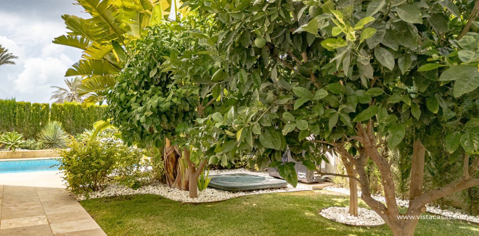 6 bedroom Villa for sale in La Zenia - € 2,950,000 (Ref: 9665162)