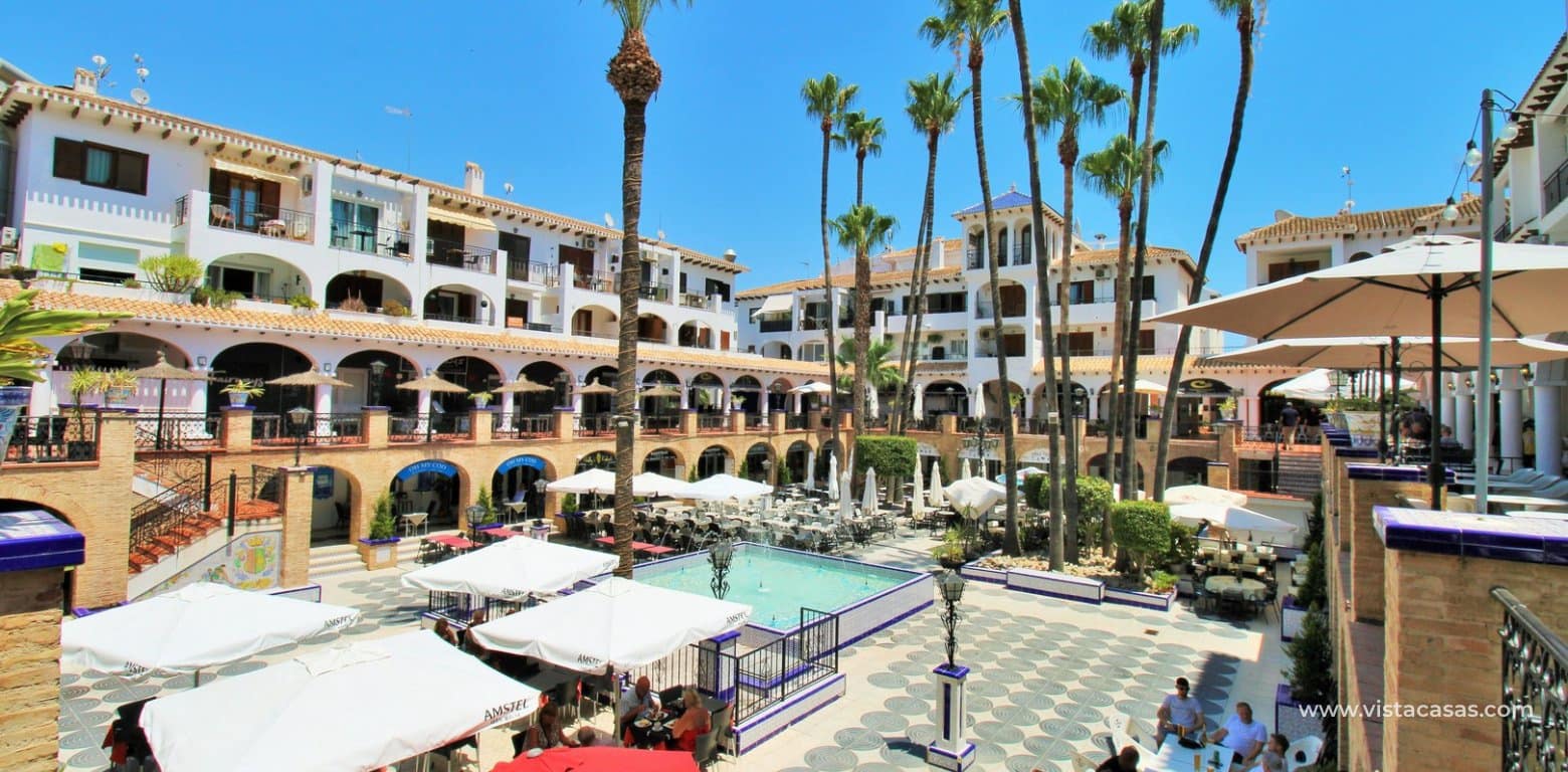 3 bedroom Townhouse for sale in Villamartin with pool - € 164,950 (Ref: 9669588)