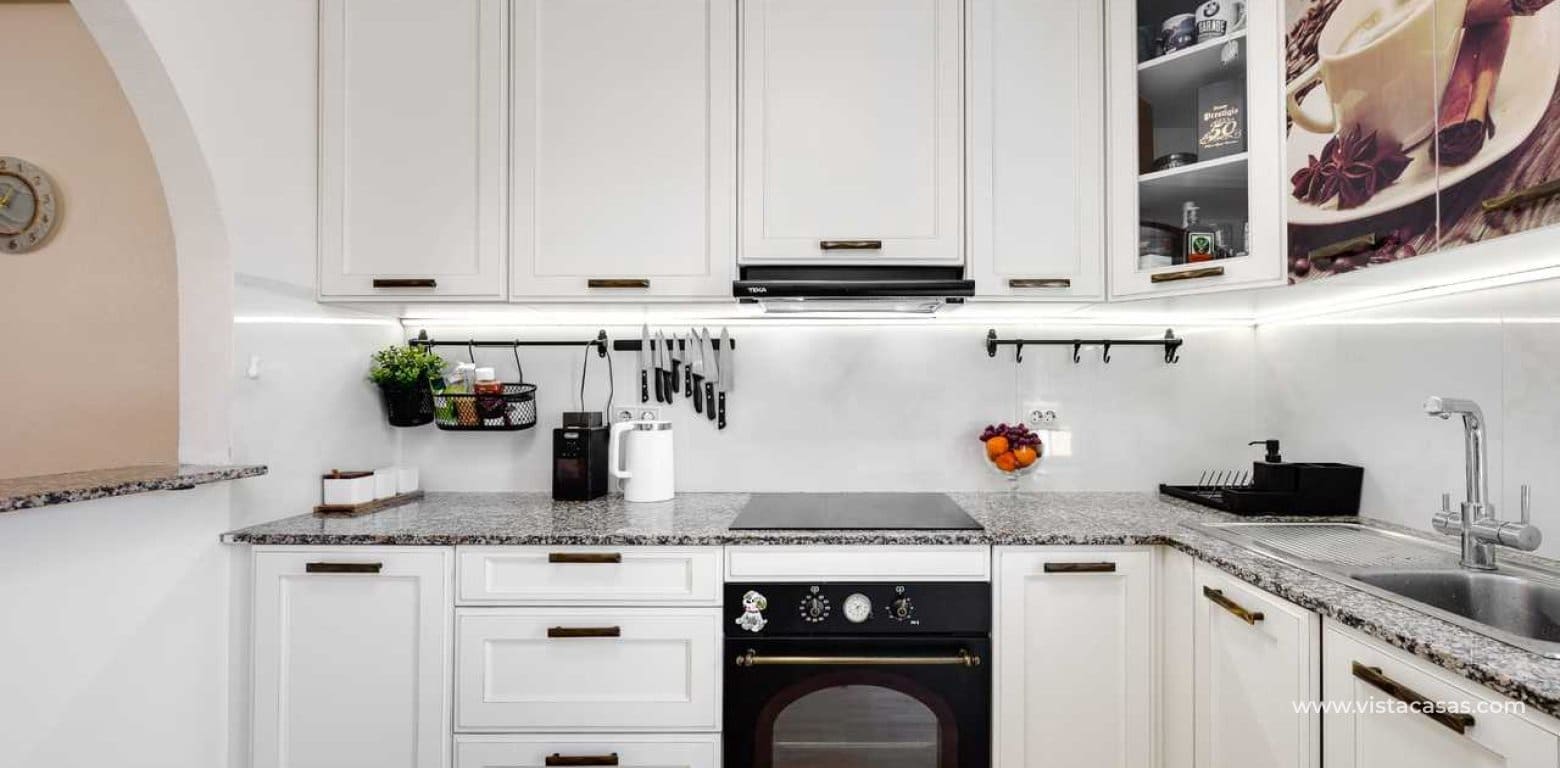 3 bedroom Townhouse for sale in Torrevieja - € 249,900 (Ref: 9674744)