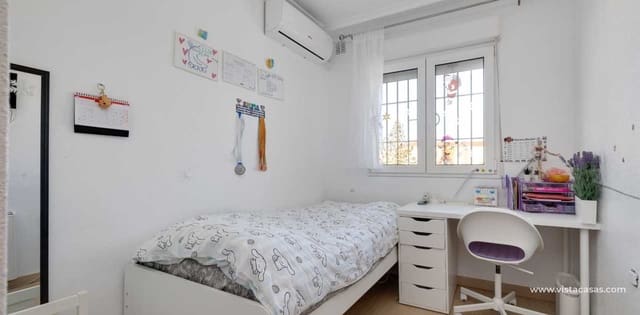 3 sovrum Hus till salu i Parque Acuático - Sector 25, Torrevieja - 249 900 € (Ref: 9674744)