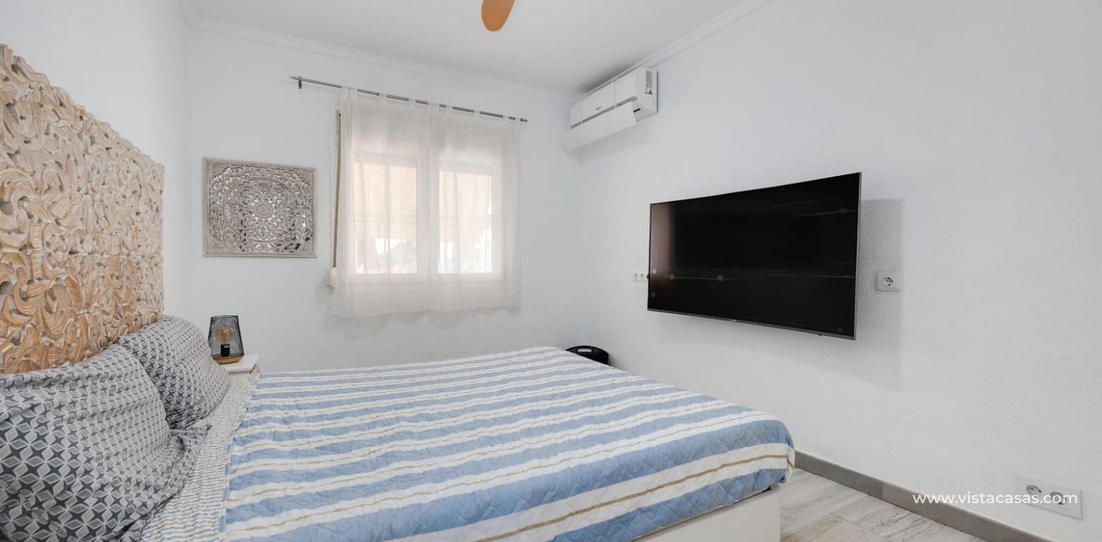 2 bedroom Villa for sale in San Fulgencio - € 239,969 (Ref: 9674747)