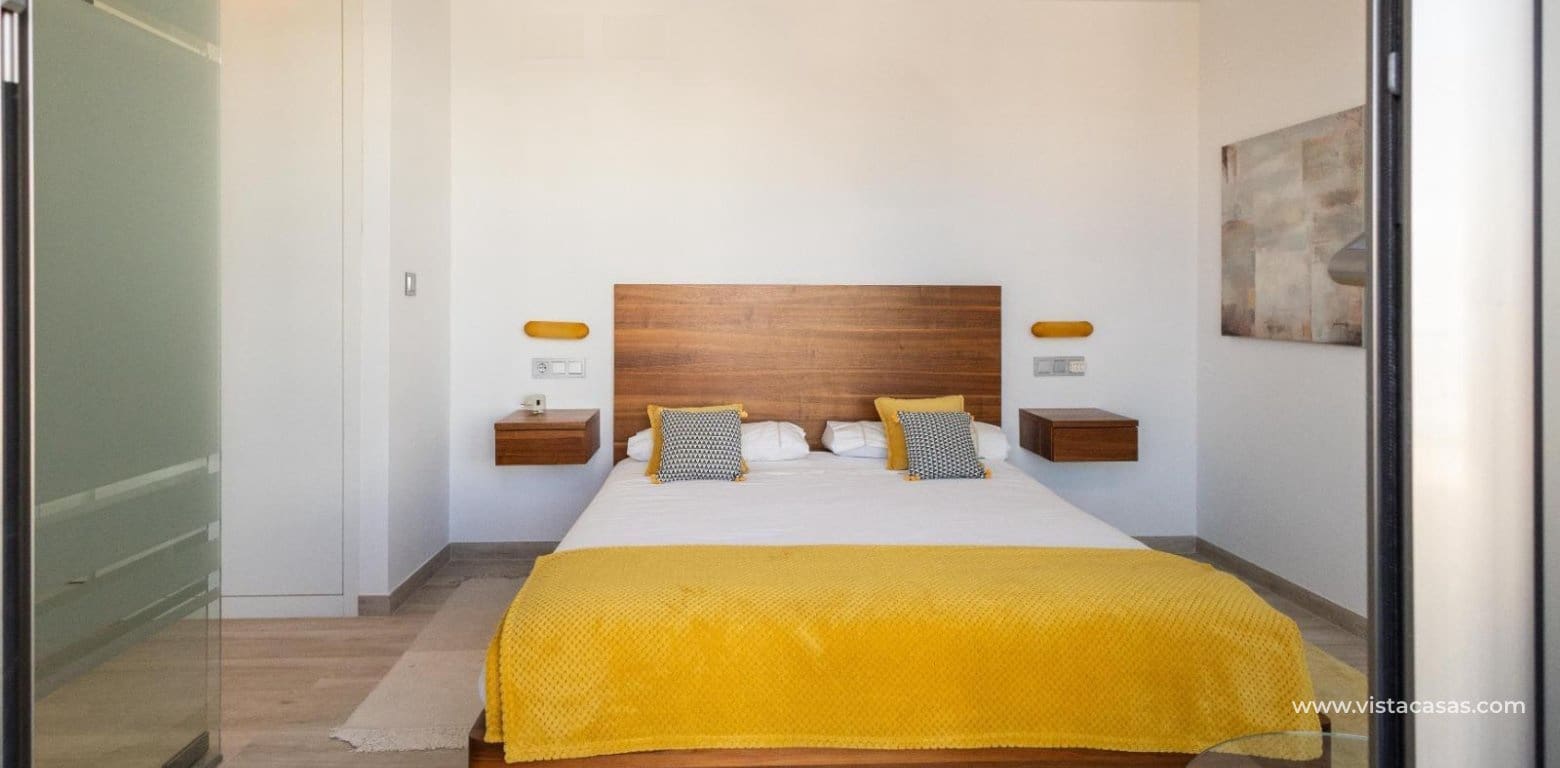 4 Zimmer Villa zu verkaufen in Villamartin - 490.000 € (Ref: 9674751)