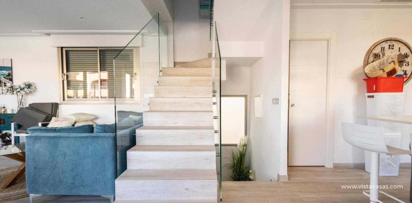 4 Zimmer Villa zu verkaufen in Villamartin - 490.000 € (Ref: 9674751)