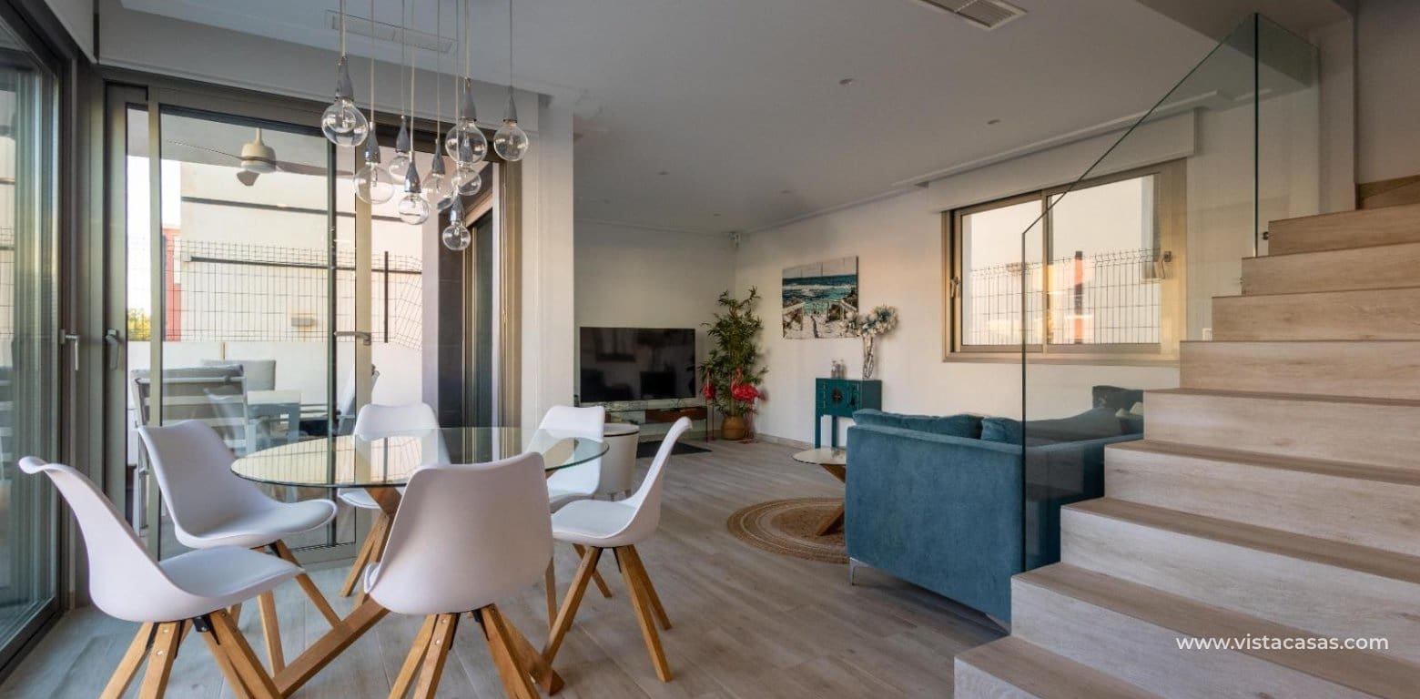 4 Zimmer Villa zu verkaufen in Villamartin - 490.000 € (Ref: 9674751)