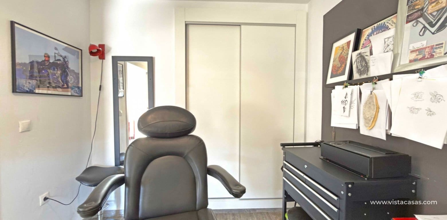 2 Zimmer Bungalow zu verkaufen in La Zenia - 220.000 € (Ref: 9674752)