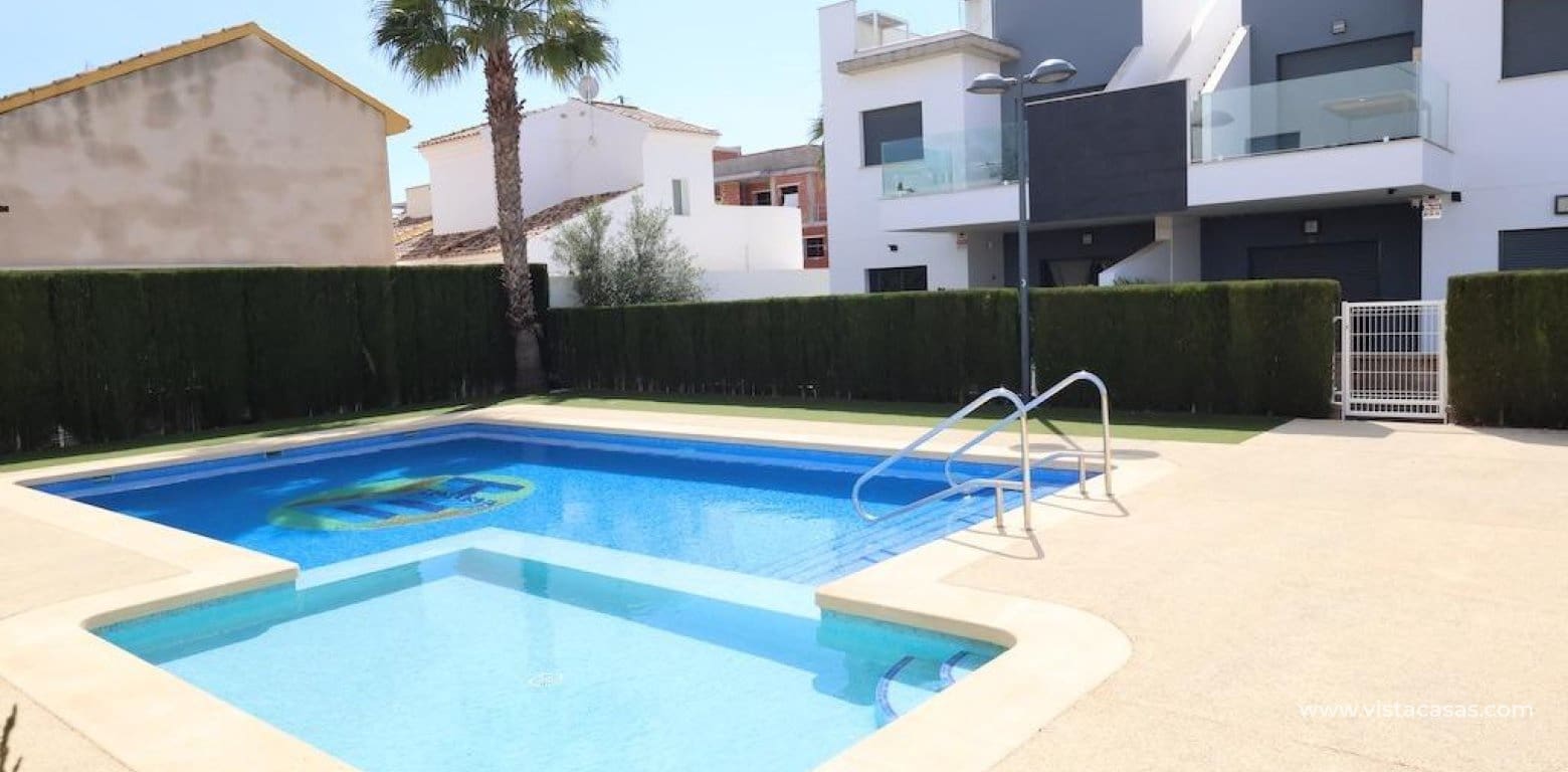 2 bedroom Apartment for sale in Pilar de la Horadada - € 212,000 (Ref: 9677875)