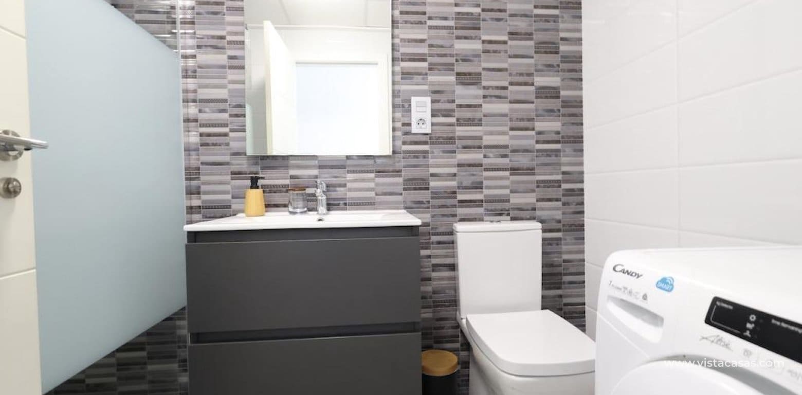 2 bedroom Apartment for sale in Pilar de la Horadada - € 212,000 (Ref: 9677875)