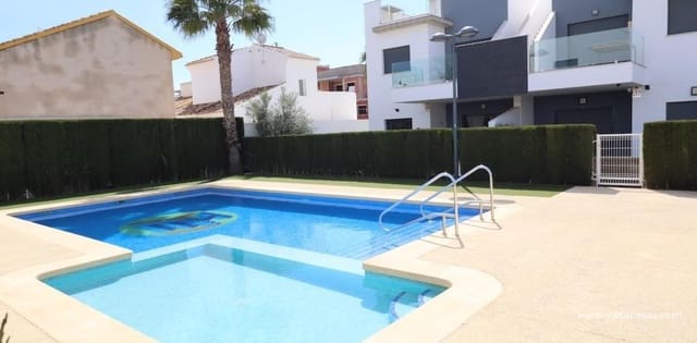 2 bedroom Apartment for sale in Pilar de la Horadada ciudad, Pilar de la Horadada - € 212,000 (Ref: 9677875)