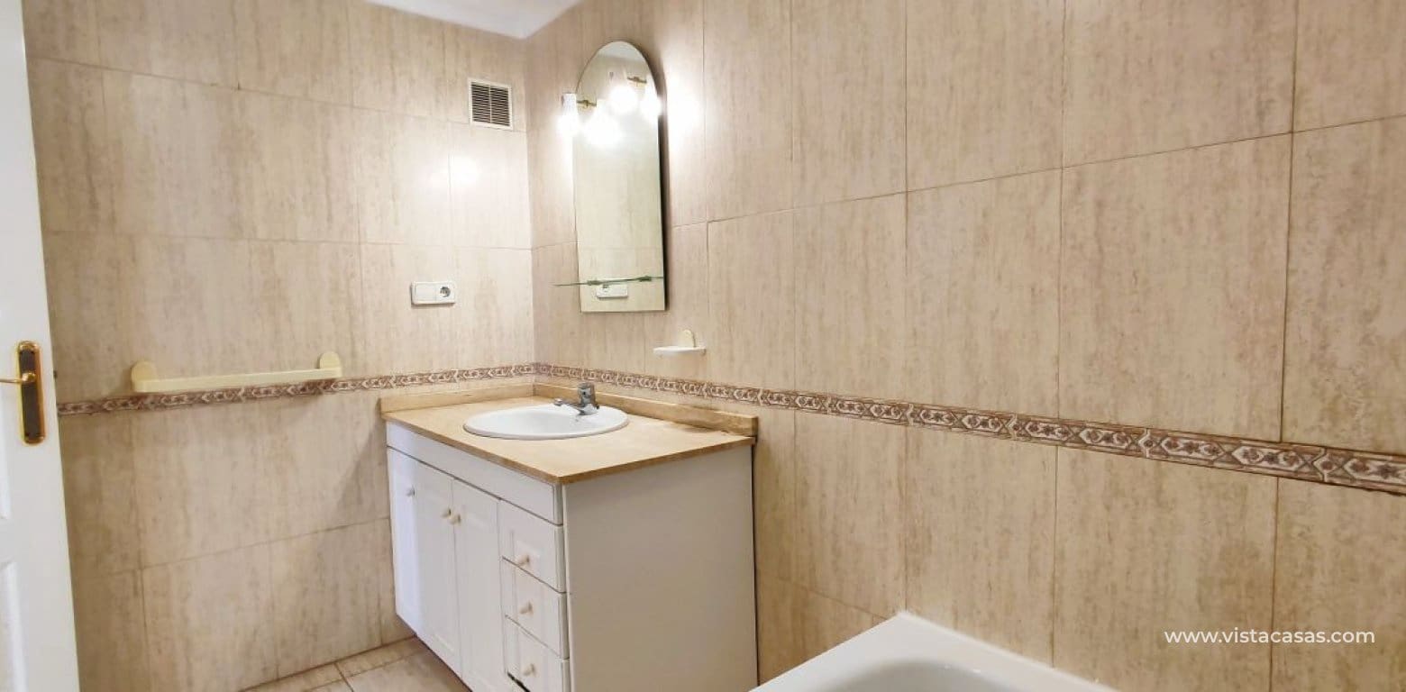 2 slaapkamer Appartement te koop in Villamartin - € 169.000 (Ref: 9677877)