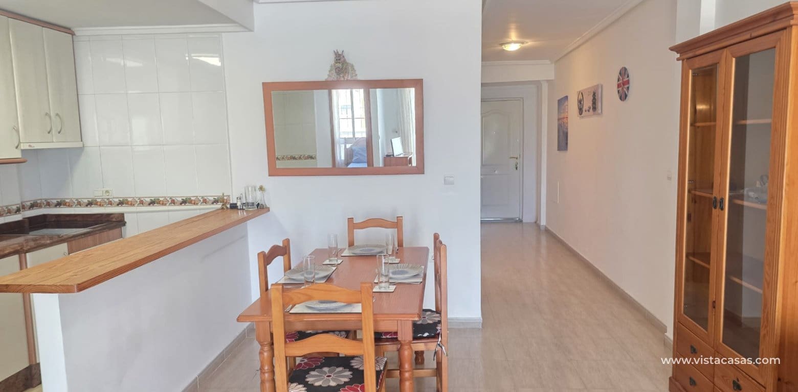 Apartamento de 2 habitaciones en Villamartin en venta - 139.900 € (Ref: 9677880)