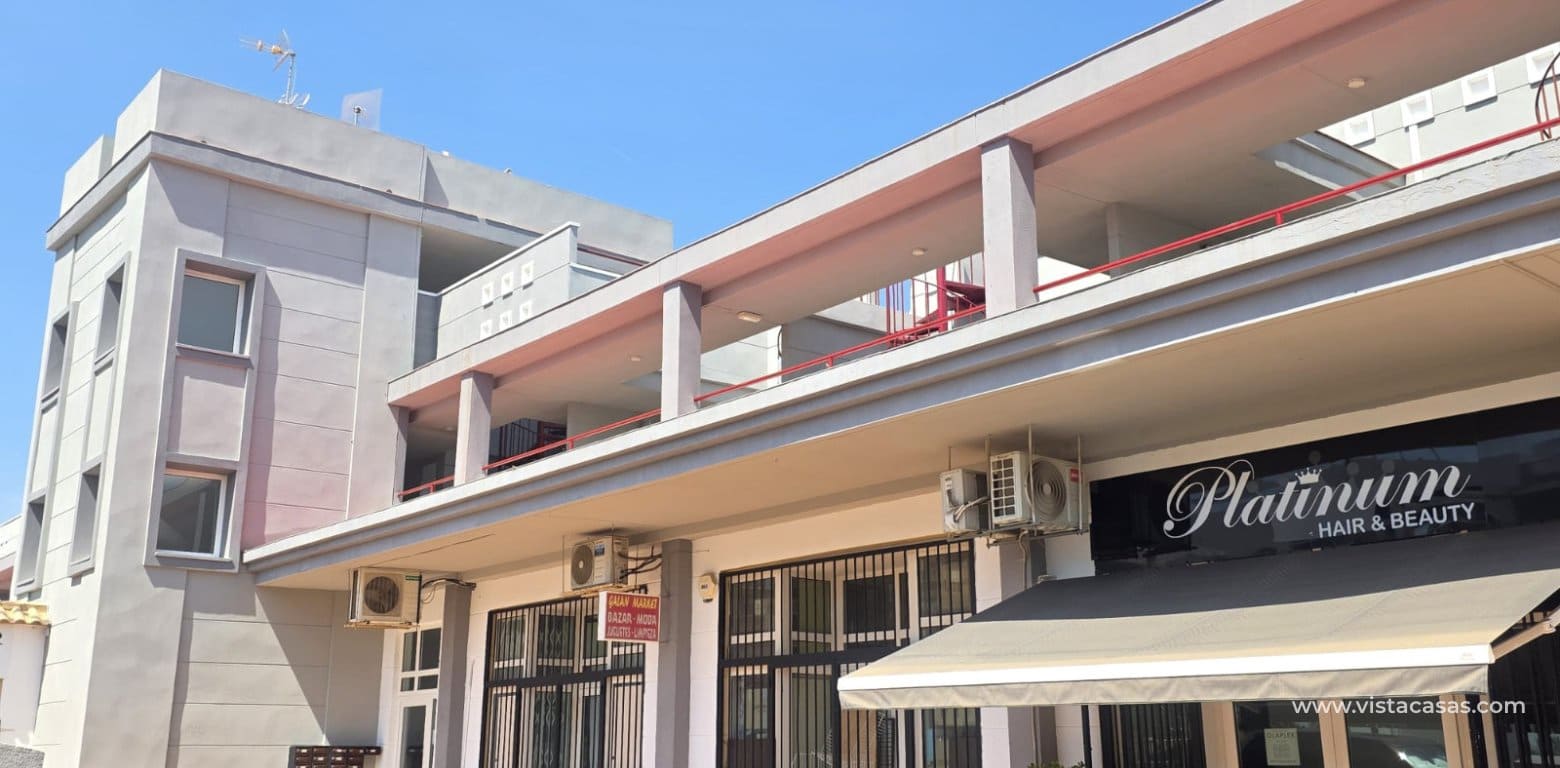 Apartamento de 2 habitaciones en Villamartin en venta - 139.900 € (Ref: 9677880)