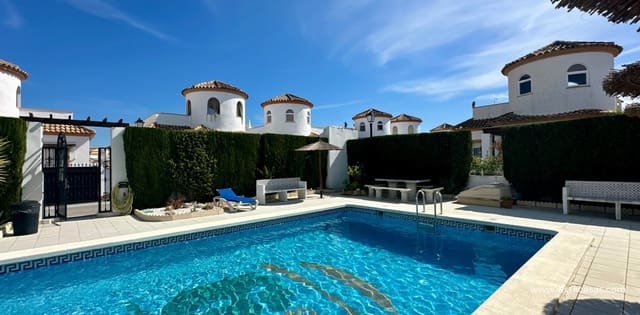 3 chambre Villa/Maison à vendre à El Raso, Guardamar del Segura - 220 000 € (Ref: 9677882)