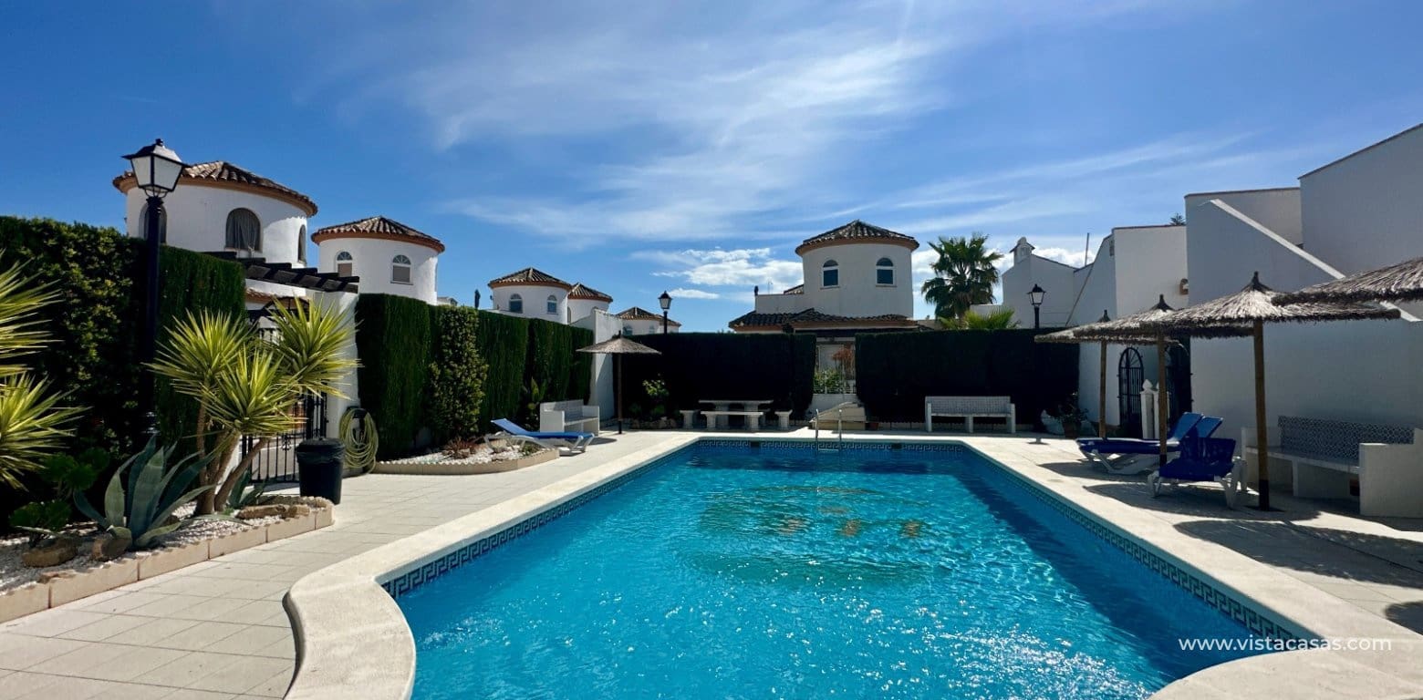 3 makuuhuone Huvila myytävänä paikassa El Raso - 220 000 € (Ref: 9677882)