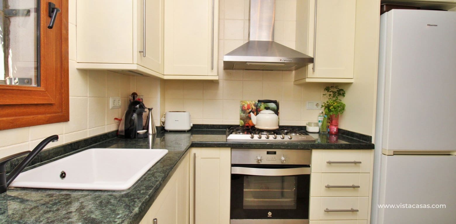 2 soveværelse Lejlighed til salg i Villamartin med swimmingpool - € 184.995 (Ref: 9679284)