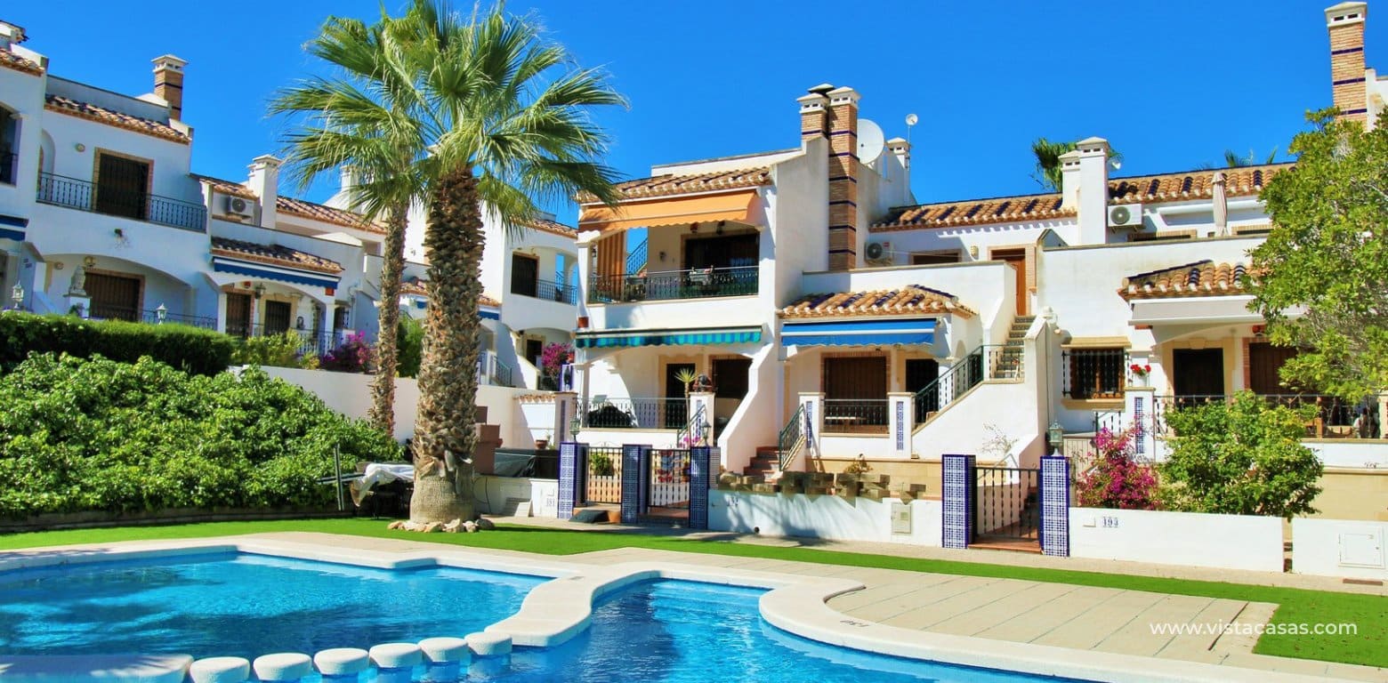 2 soveværelse Lejlighed til salg i Villamartin med swimmingpool - € 184.995 (Ref: 9679284)