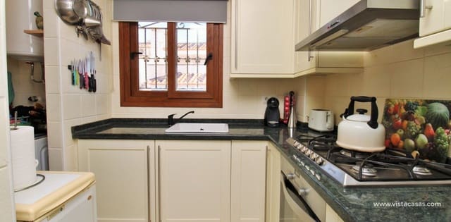 2 soveværelse Lejlighed til salg i Villamartin, Orihuela med swimmingpool - € 184.995 (Ref: 9679284)