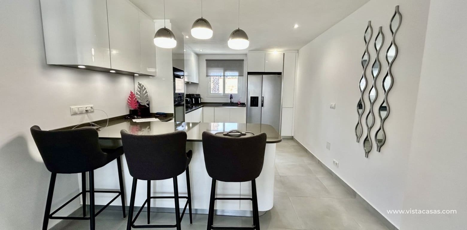 6 slaapkamer Villa te koop in Cabo Roig - € 799.000 (Ref: 9680607)