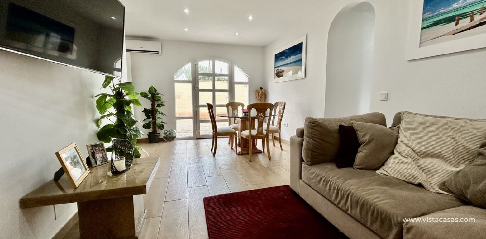 6 slaapkamer Villa te koop in Cabo Roig - € 799.000 (Ref: 9680607)