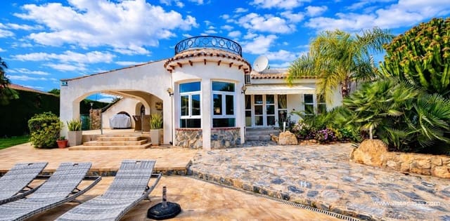 6 slaapkamer Villa te koop in Cabo Roig, Orihuela - € 799.000 (Ref: 9680607)