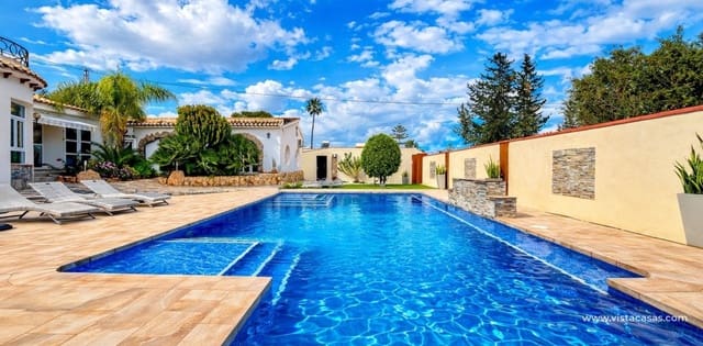 6 slaapkamer Villa te koop in Cabo Roig, Orihuela - € 799.000 (Ref: 9680607)