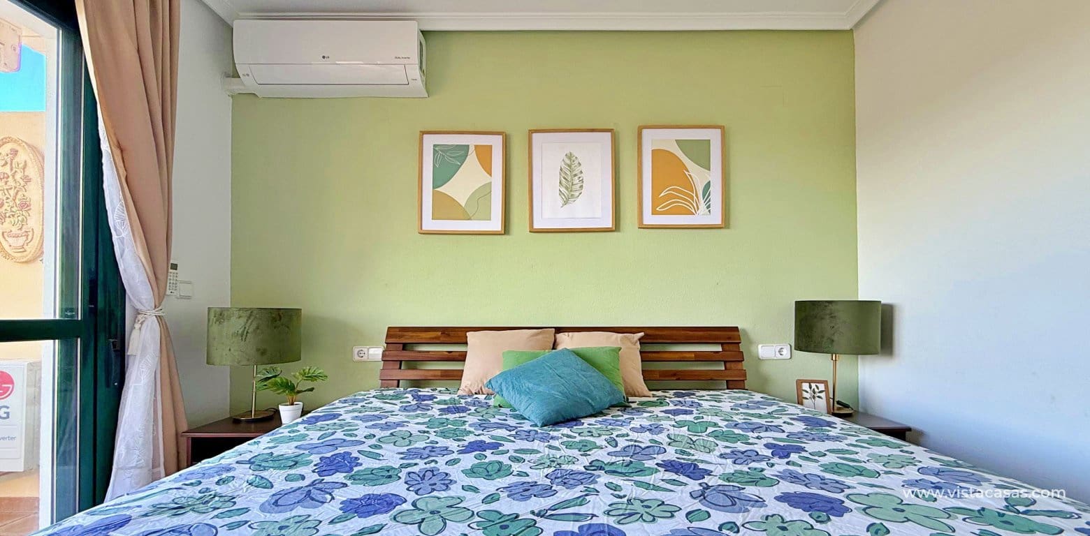 2 slaapkamer Huis te koop in Villamartin - € 215.000 (Ref: 9680609)