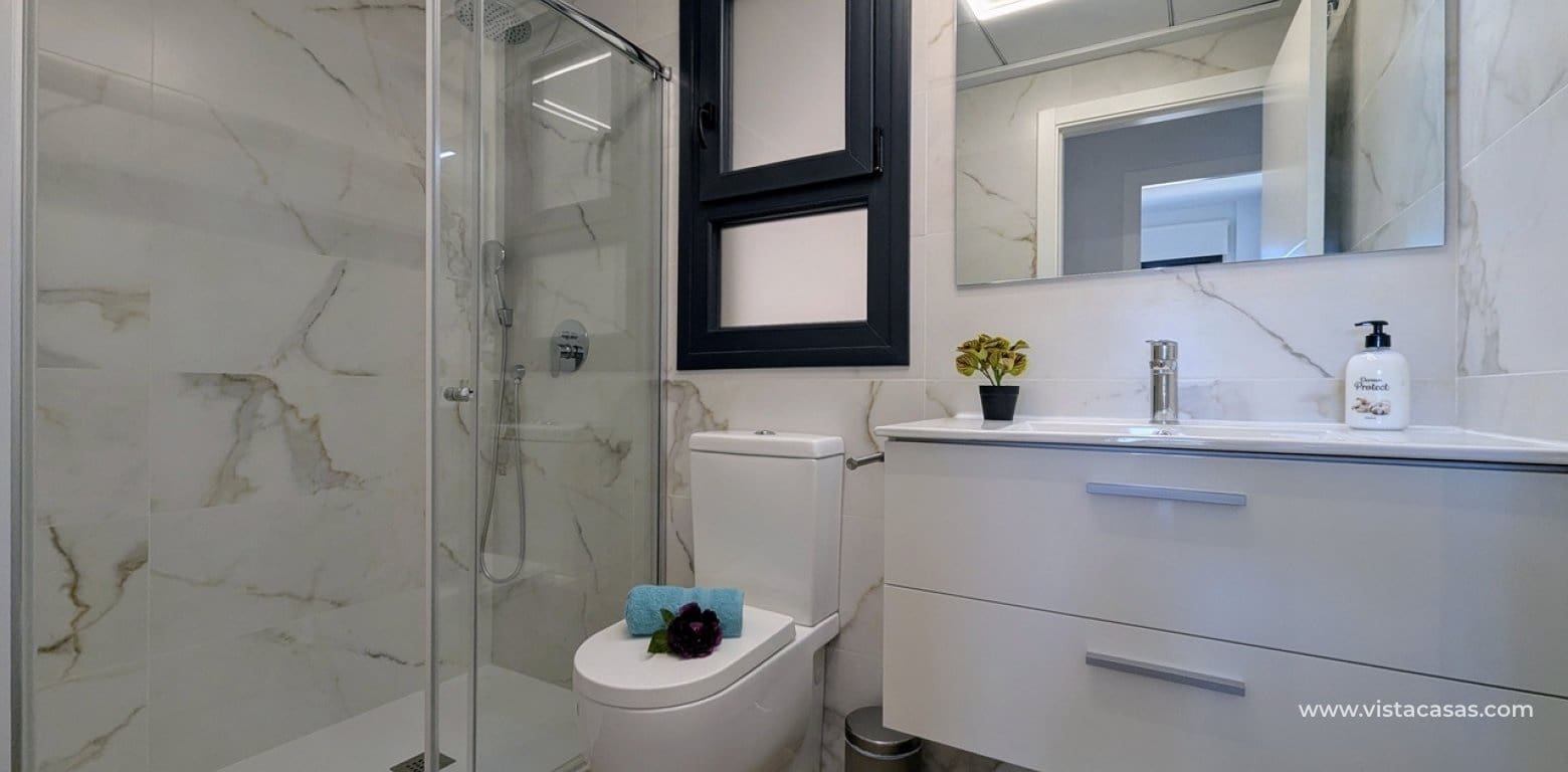 2 bedroom Apartment for sale in Villamartin - € 310,000 (Ref: 9684037)